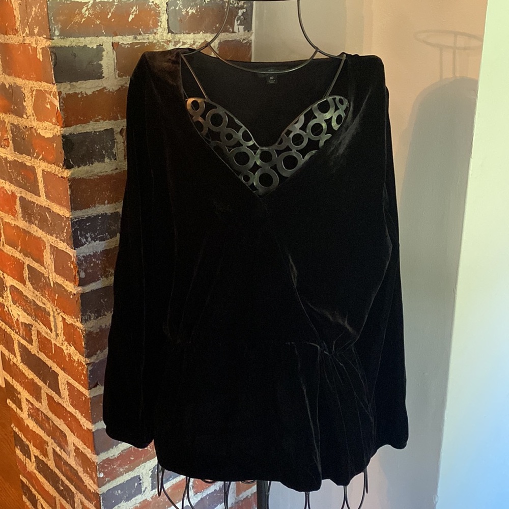 Jcrew black velvet long sleeve top